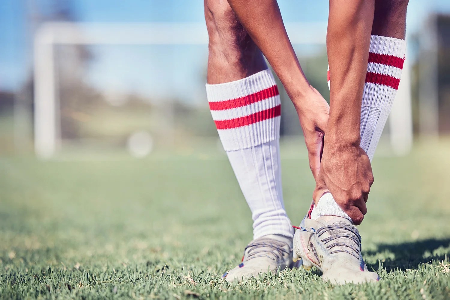 soccer sports and ankle pain injury